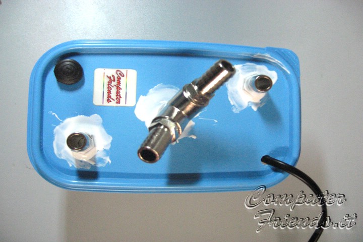 2006 - Vaschetta Plastica Morbida con Pompa NewJet1200 220V.jpg